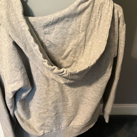 2 jackets with hoods - Picture 5 of 5